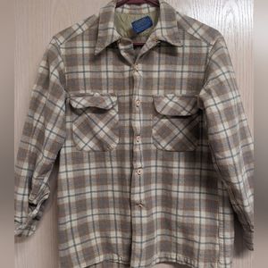 Men's Pendleton flannel size medium